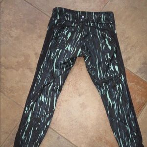 Lululemon leggings size 8
